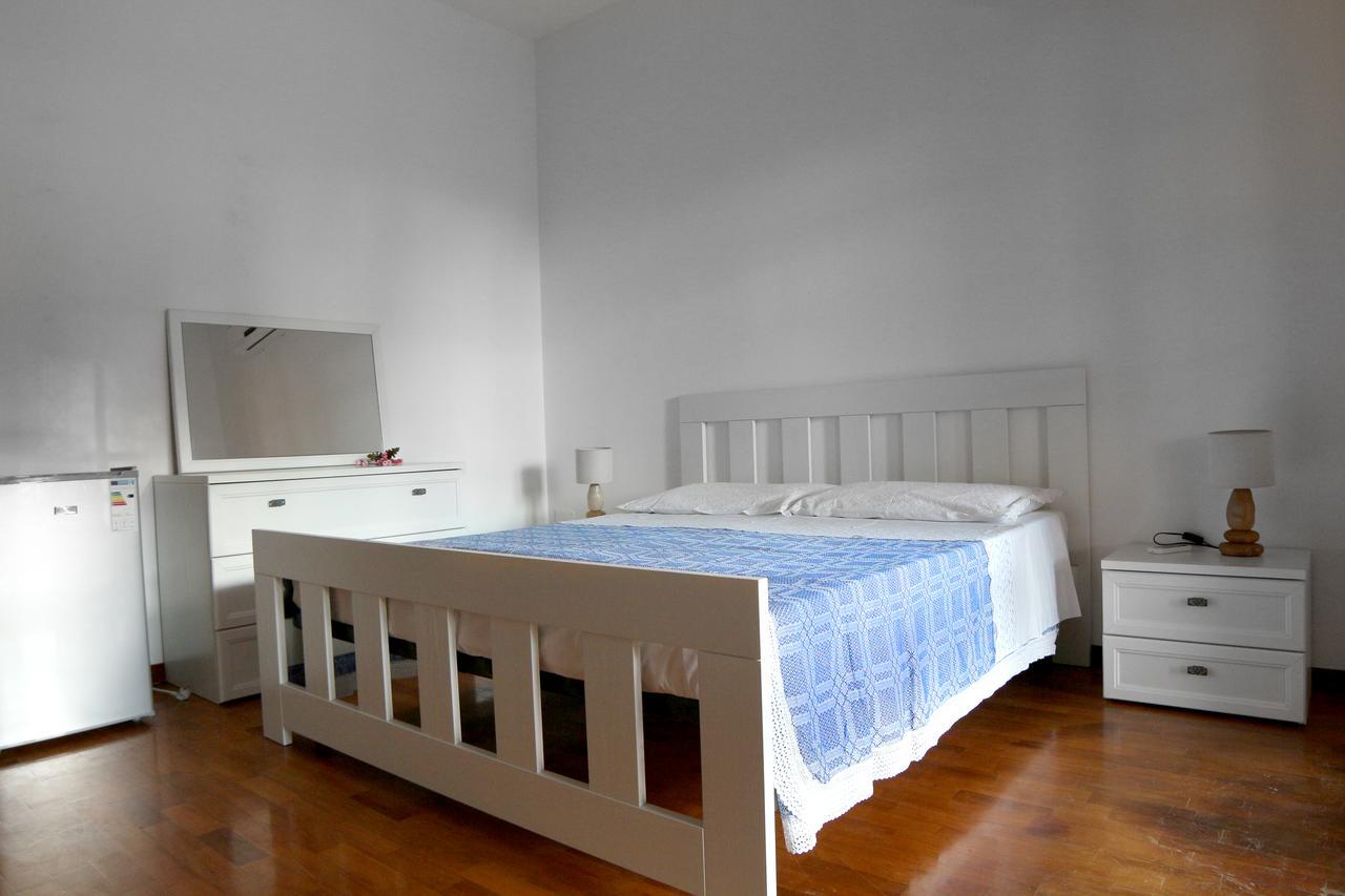 B&B Li Mari Lizzanello Экстерьер фото